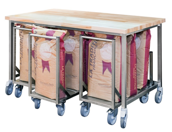TABLE DEBOULANGERIE AVEC 4 CHARIOTS PORTE SACS A F